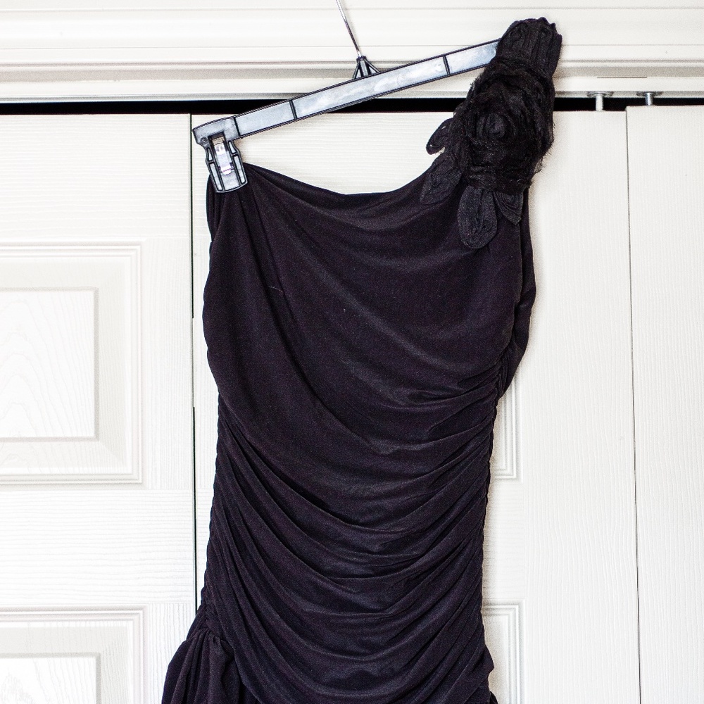 As U Wish | Asymmetrical Black Dress with Ruching and Black Lace Rose (J…